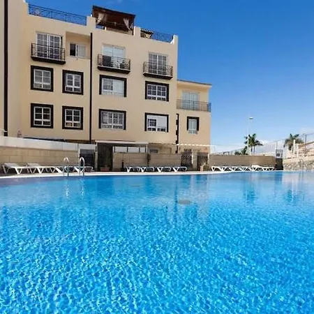 Luxury Oceanview Casa Mia, 100mt To The Beach. 2 Floors+penthouse. Lägenhet Costa Adeje (Tenerife)